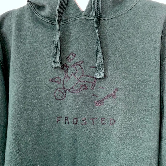 🌸SOLD🌸Frosted skateboard hoodie - Picture 4 of 4